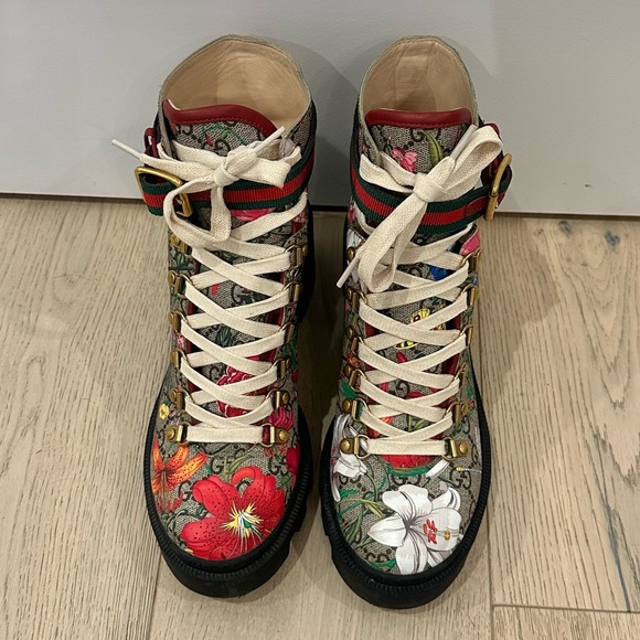 Gucci Shoes - GUCCI GG Supreme Monogram Flora Lace Up Combat Ankle Boots, sz 38